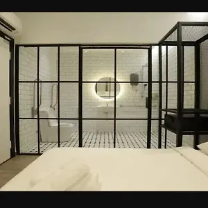 3* Hotel Z Ara Damansara, Lrt, Mall, Airport